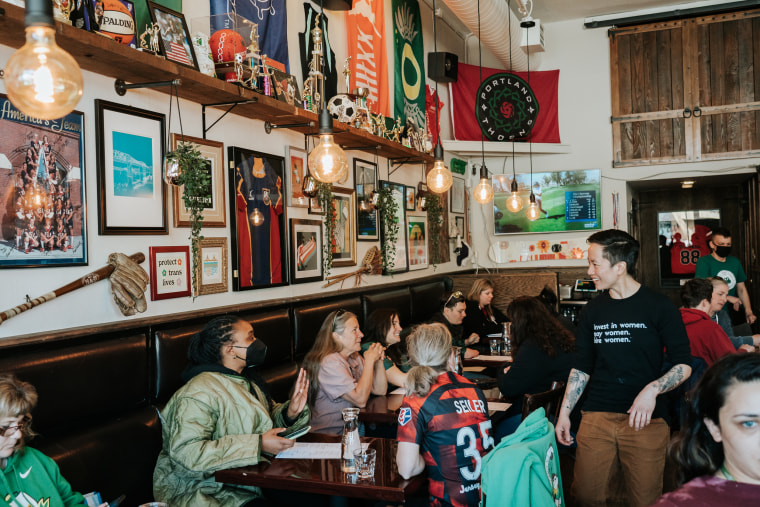 Scenes from the N.C.A.A. Final Sports Bra Watch Party - The New York Times