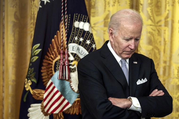 Image: Le président Biden signe un décret sur la police