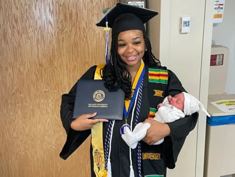 La graduada de la Dillard University, Jada Sayles, recibió su título en el hospital después de dar a luz a su hijo Easton.