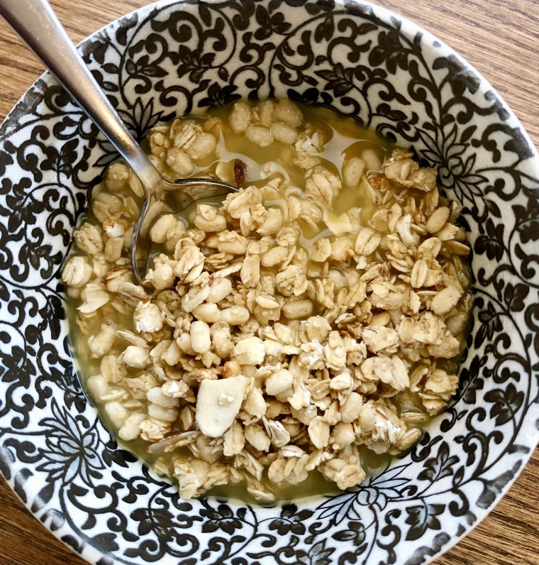 A 2/3 cup serving of Tropicana Crunch with about 1/3 cup of Tropicana Pure Premium No Pulp OJ.