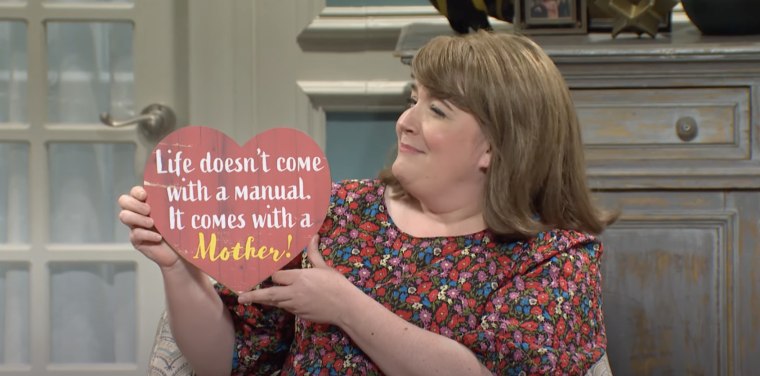 SNL' Mother's Day sketch starring Aidy Bryant and Benedict Cumberbatch gets  personal with 'specific' signs