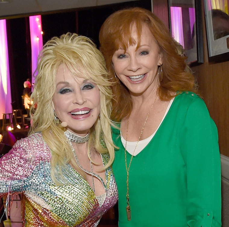 Dolly Parton and Reba McEntire