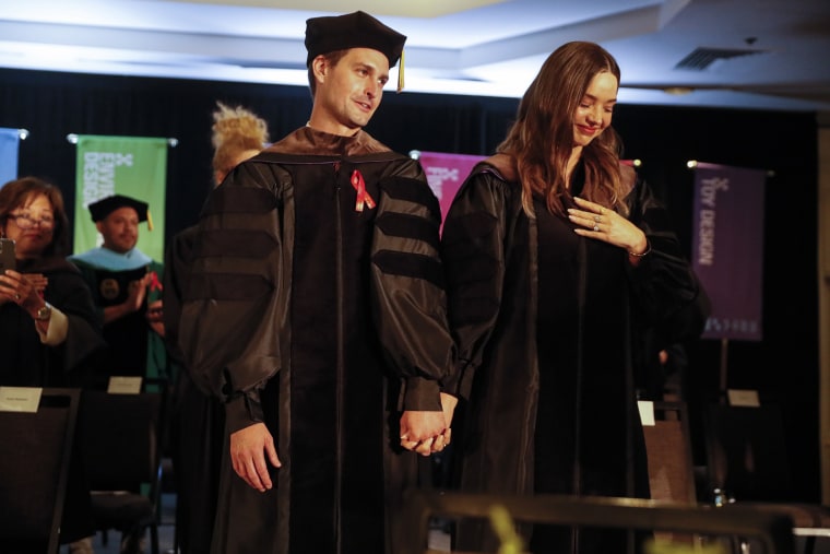 Evan Spiegel Miranda Kerr Paid Off College Loans For Graduates of Otis College