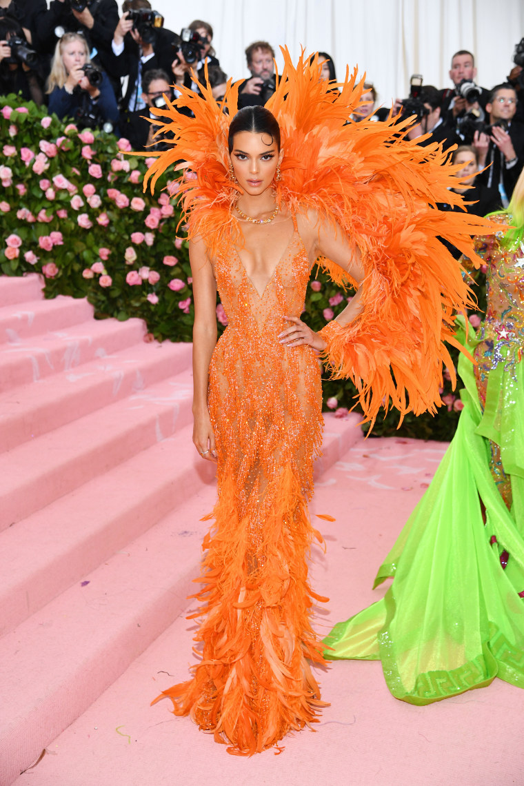 Kylie Jenner & Kendall Jenner In Versace @ 2019 Met Gala