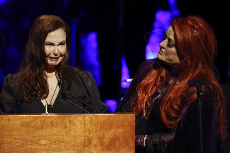 Wynonna Judd, Ashley Judd