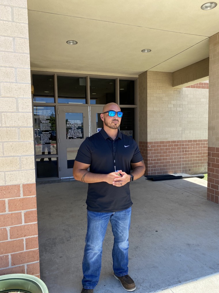 Following the Texas school shooting, Edward Chelby volunteered to guard the outside of Saegert Elementary School in Killeen.