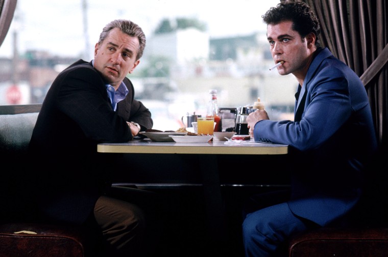 Robert De Niro, Ray Liotta in GoodFellas, 1990