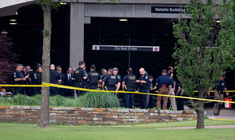 Police respond to the scene of a mass shooting on at St. Francis Hospital on Wednesday, June 1 in Tulsa, Okla.