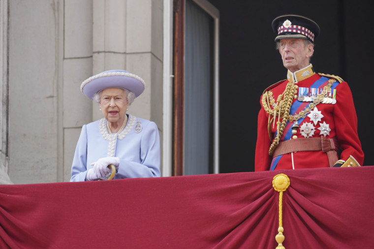 What is Queen Elizabeth II's Platinum Jubilee? Guide to the
