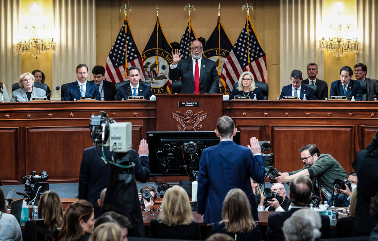 Image: Representative and Committee Chairman, Bennie Thompson, swears in witnesses during the third public hearing of the U.S. House Select Committee to Investigate the January 6 Attack on the U.S. Capitol, on Capitol Hill on June 16, 2022.