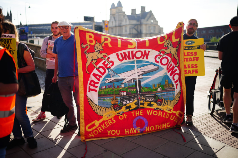 Rail and Tube strikes