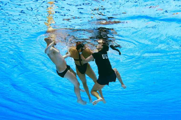 Anita Alvarez, U.S. artistic swimmer, OK after fainting in pool at world  championships - NBC Sports