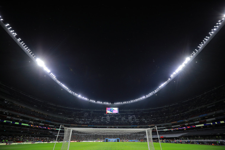 Vista general del Estadio Azteca durante un partido de la Liga MX entre América y Cruz Azul, el 30 de abril de 2022.