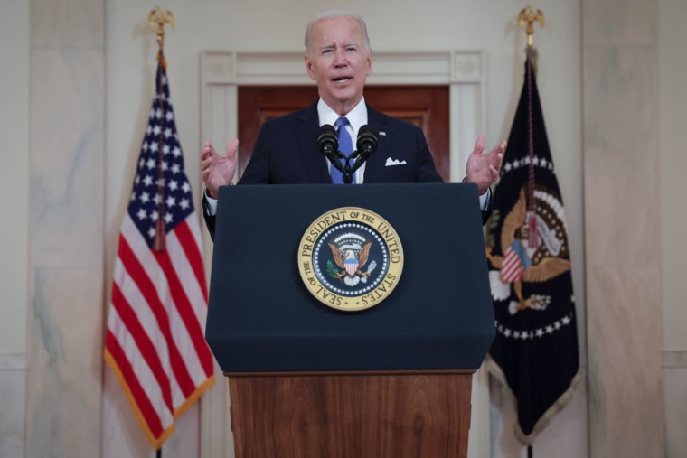 El presidente, Joe Biden, habla sobre la decisión de la Corte Suprema en el caso de Dobbs v. Jackson Women's Health Organization que anuló el dictamen de Roe v. Wade, el 24 de junio en la Casa Blanca.