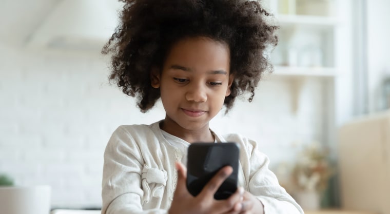 That study analyzed the gaming apps on devices owned by 160 3- to 5-year olds. 