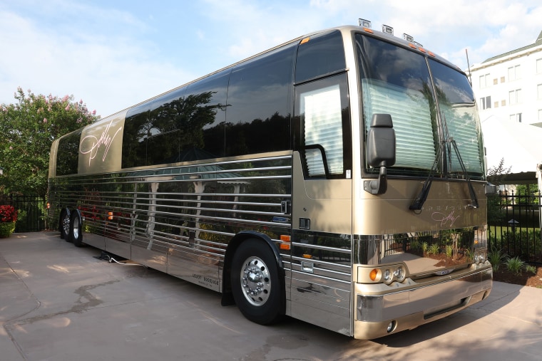 Parton's bus from the exterior.