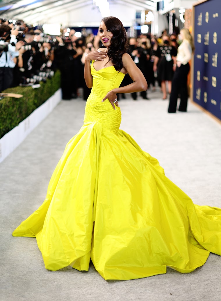 Dopamine dressing made its way to the red carpet when Kerry Washington wore this striking yellow gown to the SAG Awards. 