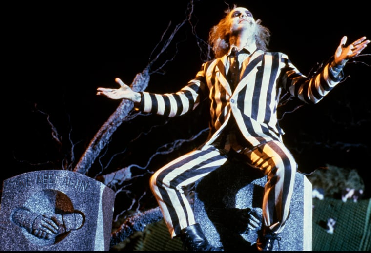 Prod DB © Warner Bros / DR BEETLEJUICE (BEETLEJUICE) de Tim Burton 1988 USA avec Michael Keaton cimetiere, mort-vivant, debraille