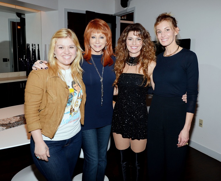 Kelly Clarkson, Reba McEntire, Shania Twain and Faith Hill