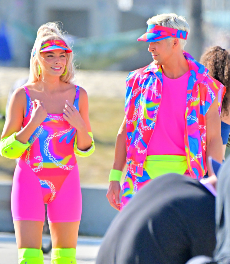 Margot Robbie and Ryan Gosling film new scenes for 'Barbie' in Venice California.