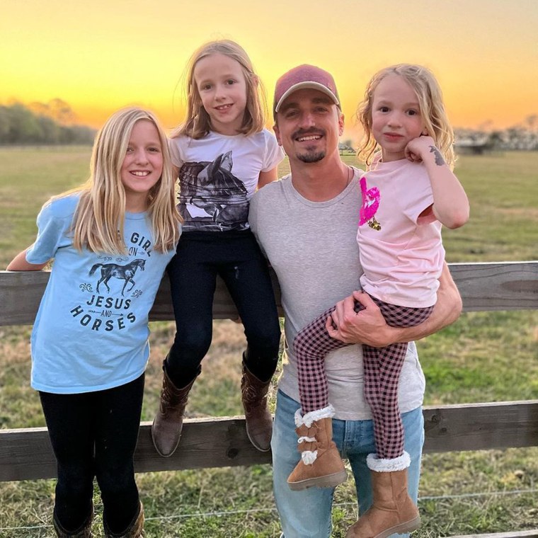 Matt Accurso has been raising his daughters as a single parent since his wife Lauren Accurso died during childbirth in April 2019.