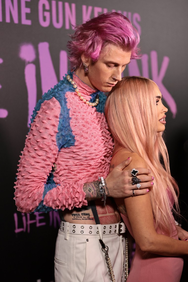 Megan Fox Has Bubblegum Pink Hair to Match Machine Gun Kelly