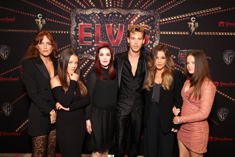 Riley Keough, Harper Vivienne Ann Lockwood, Priscilla Presley, Austin Butler, Lisa Marie Presley and Finley Aaron Love Lockwood