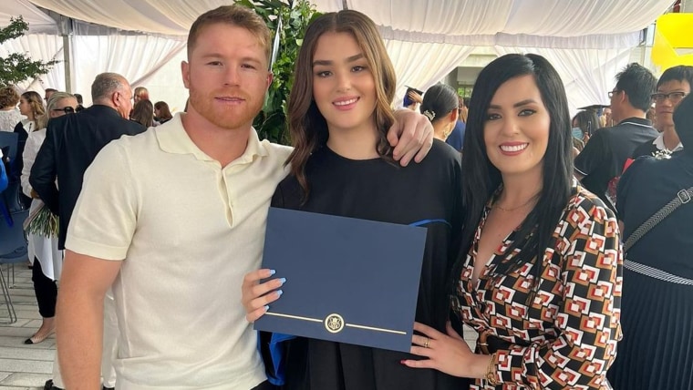 Saúl 'Canelo' Álvarez asistió a la graduación de su hija Emily Cinnamon y se reencontró con su expareja, Karla Beltrán.