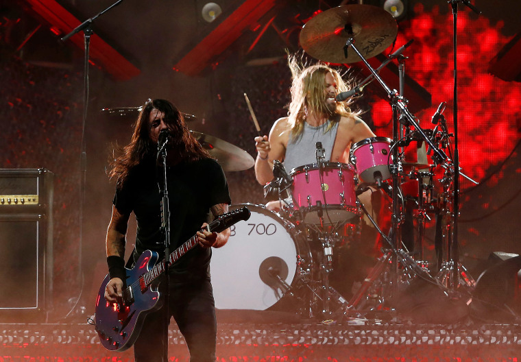 Hawkins and frontman Dave Grohl performing with the Foo Fighters in Santiago, Chile, on March 20, 2022. 