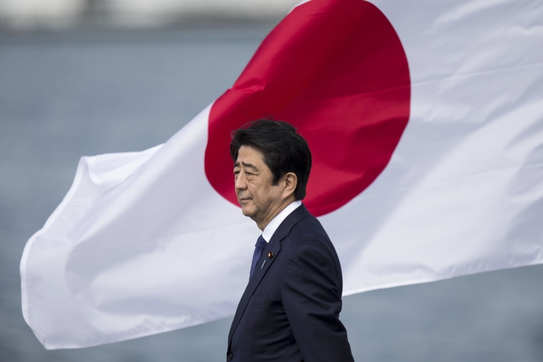 President Obama meets with Japanese Prime Minister Shinzo Abe in Hawaii