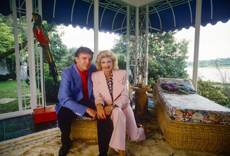 Donald Trump & Ivana Trump in Greenwich Mansion