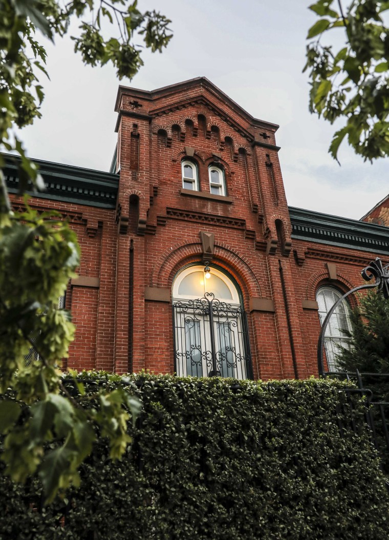 Colored School No. 3 in Williamsburg, Brooklyn, was redesigned in 1879 into a Romanesque style, one and a half story red brick building, emulating the colonial, Eurocentric architecture.