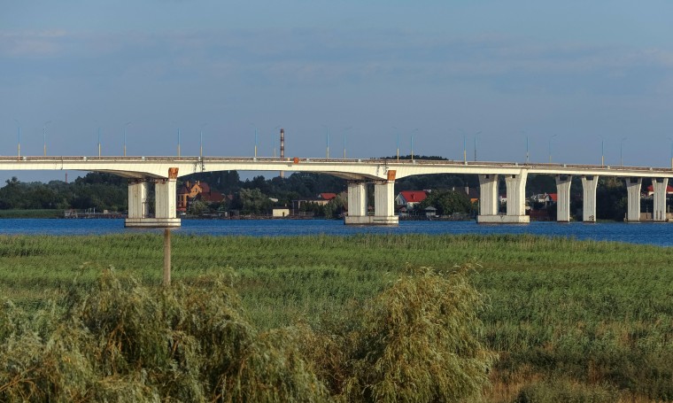 A view of the Antonivskyi bridge across Dnipro river in the Russia-controlled Kherson region of southern Ukraine, July 23, 2022.