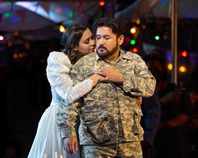 Nadine Sierra y Javier Camarena en "Lucia di Lammermoor", en The Metropolitan Opera, mayo de 2022.