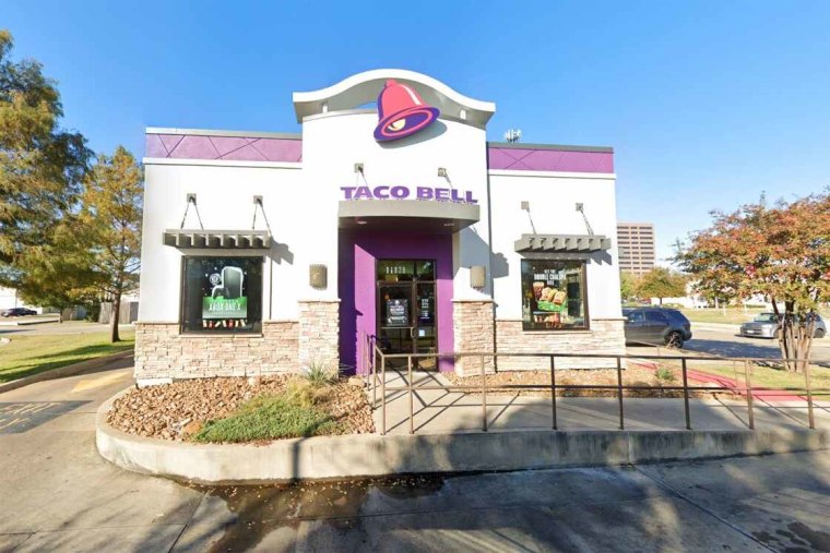 Un restaurante de comida rápida de la cadena Taco Bell en Dallas, Texas.
