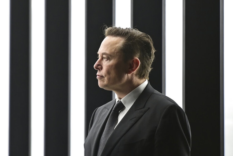 Elon Musk, director ejecutivo de Tesla, en Gruenheide, Alemania, el 22 de marzo de 2022.