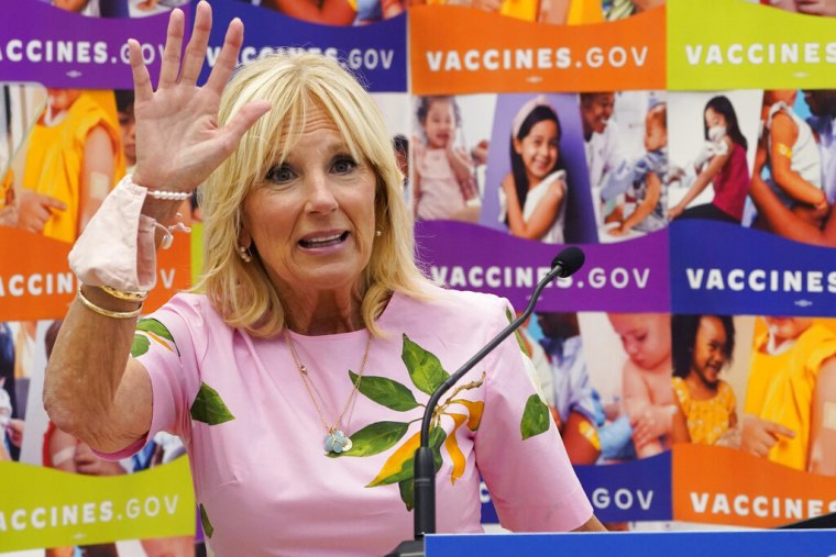 La primera dama, Jill Biden, durante un acto sobre vacunas en Richmond, Virginia, el 1 de julio de 2022.