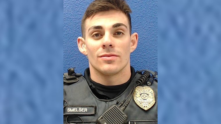 Christopher Smelser cuando era agente de policía de la ciudad de Las Cruces, Nuevo México.