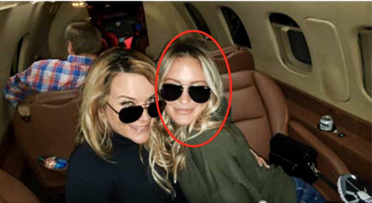 From left, Jenna Ryan and Katherine Schwab on a private jet to Washington. 