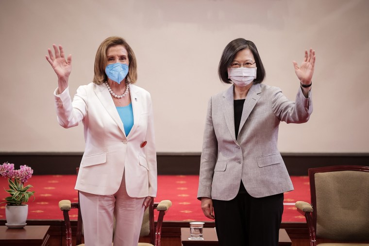 Image: US House Speaker Pelosi Visits Taiwan