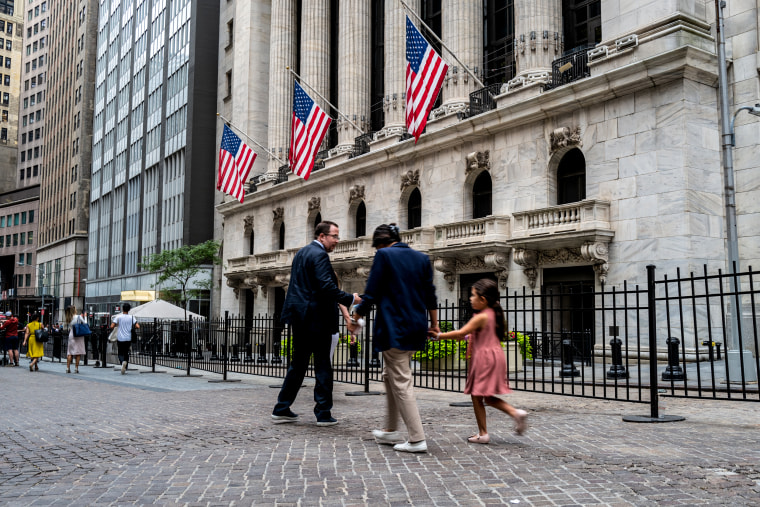 Image: New York Stock Exchange Opens To Begin The Week