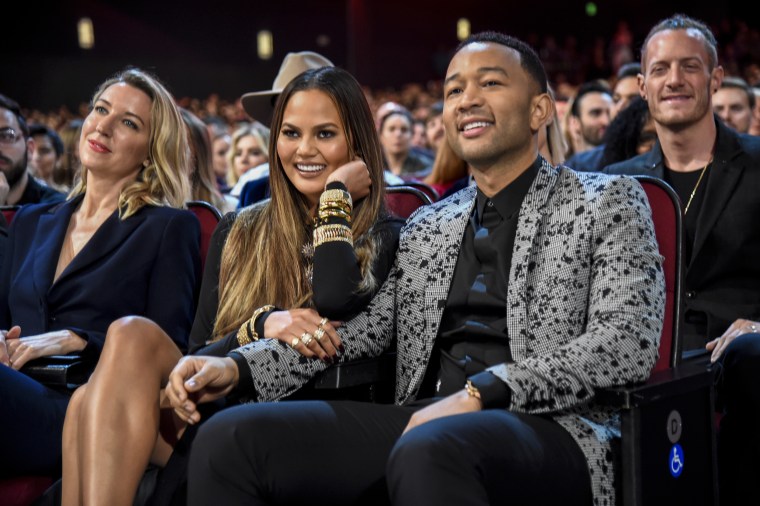 Image: Chrissy Teigen and John Legend attend the 2016 American Music Awards on November 20, 2016 in Los Angeles, Calif.