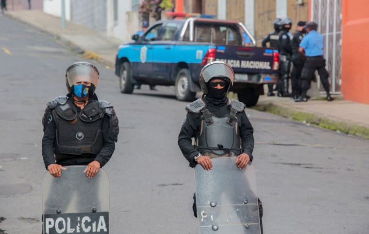 Police block the main entrance of Matagalpa's Archbishop Curia
