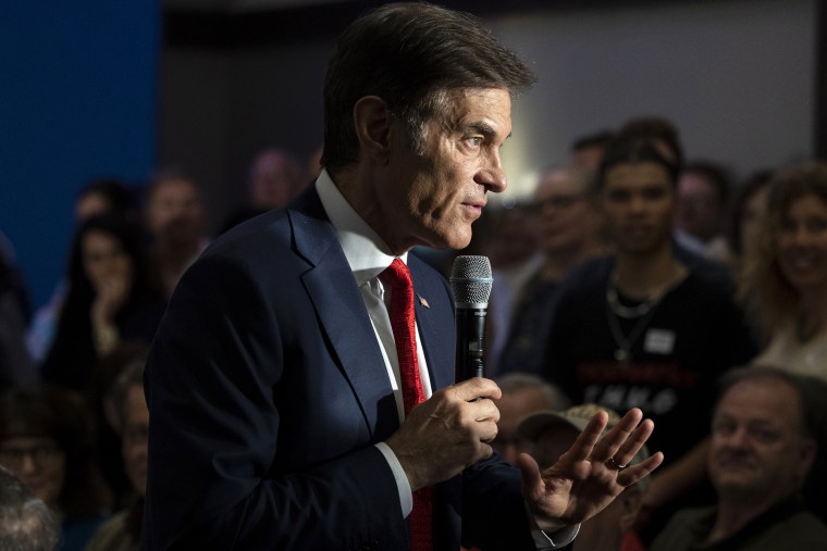 Image: Mehmet Oz during a town hall in Bell Blue, Penn. on May 16, 2022.