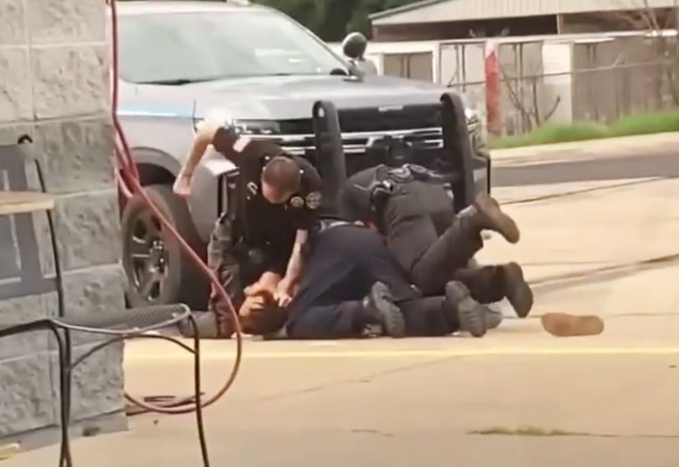 Video shows a man on the ground being beaten during an arrest by Crawford County sheriff’s deputies and a Mulberry police officer in Mulberry, Ark.