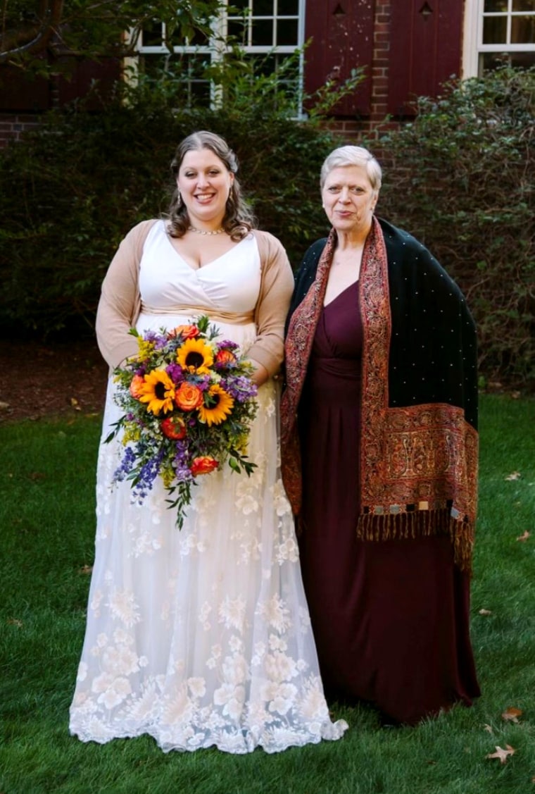 Jennifer Ritz Sullivan and her mother, Earla Dawn.