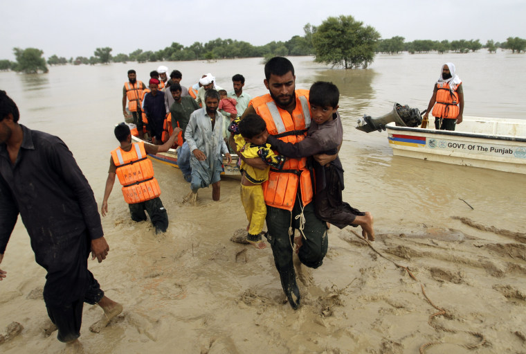 Deaths From Monsoon Flooding In Pakistan Top 1,000, Officials Say