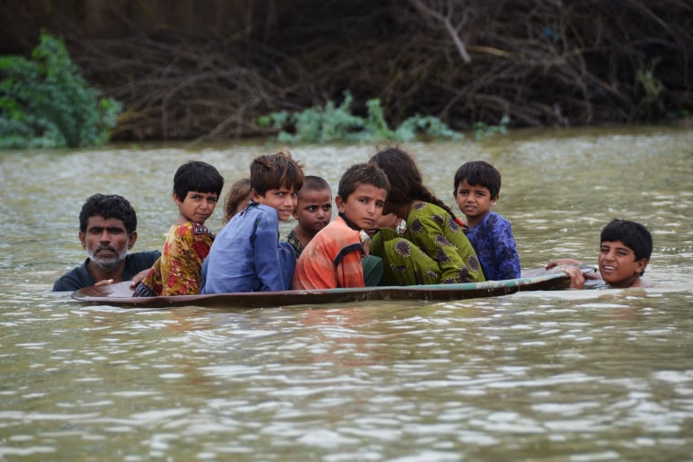 Image: TOPSHOT-PAKISTAN-WEATHER-MONSOON-FLOOD