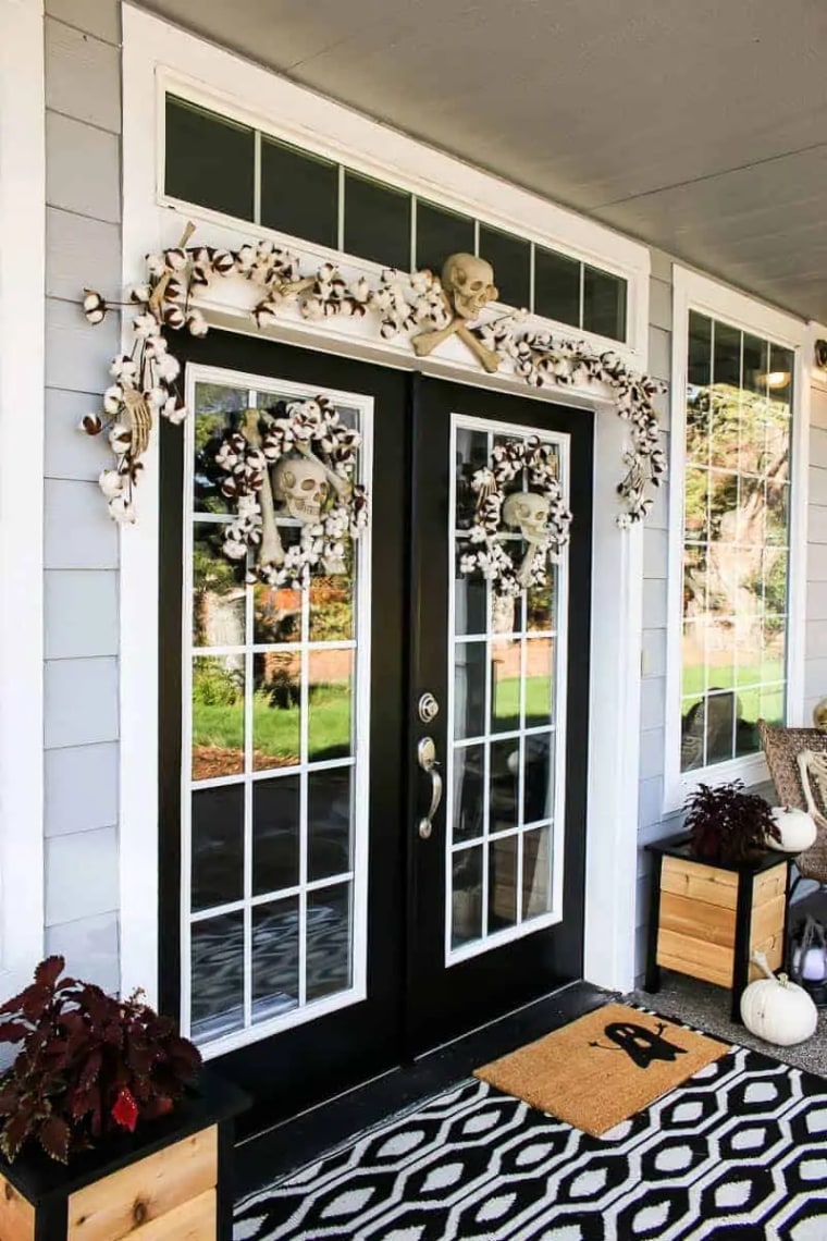 skull decoration garland