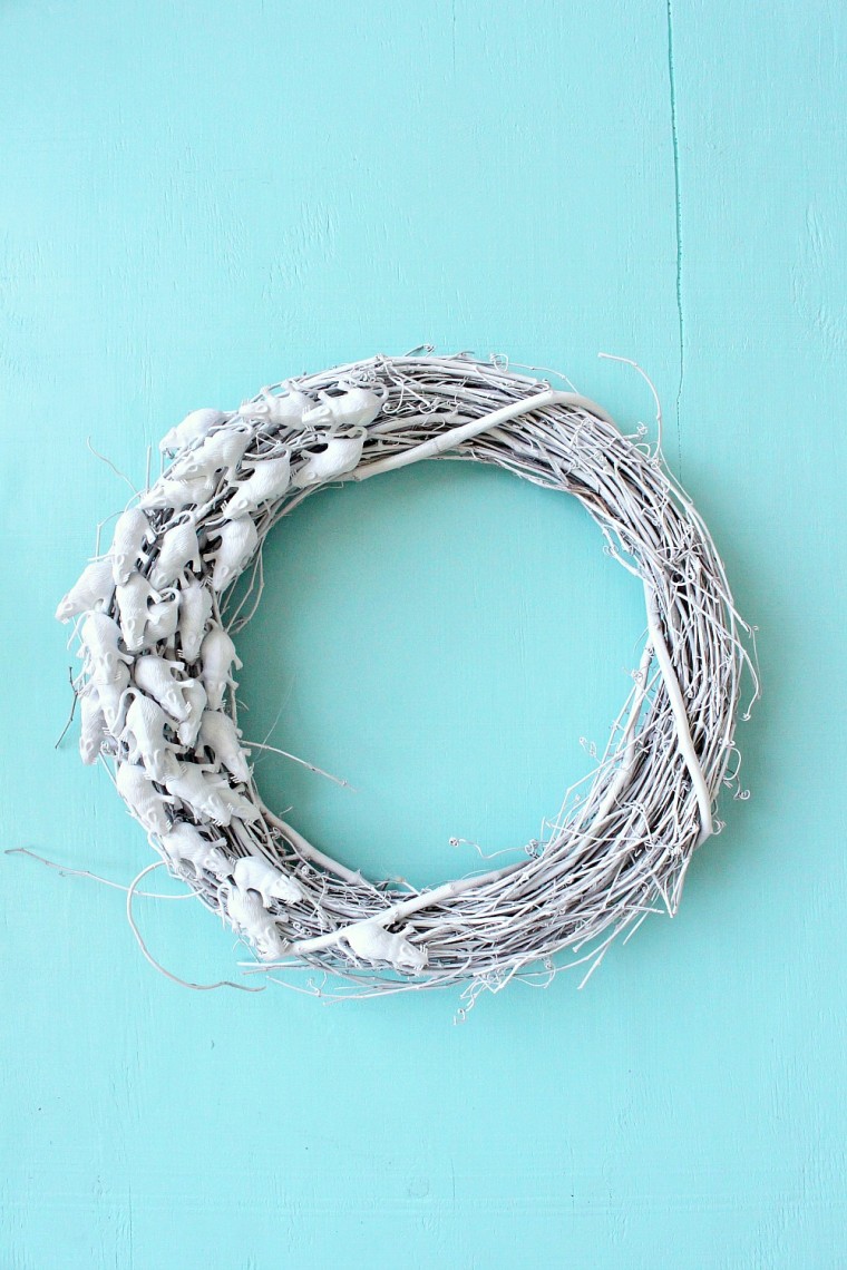 white rat wreath